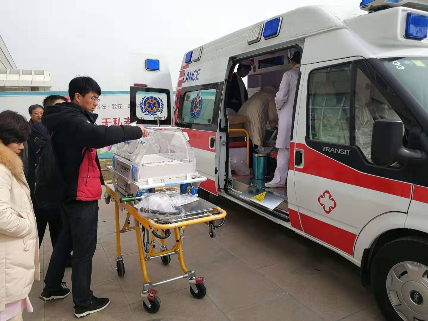 绥滨县救护车转院