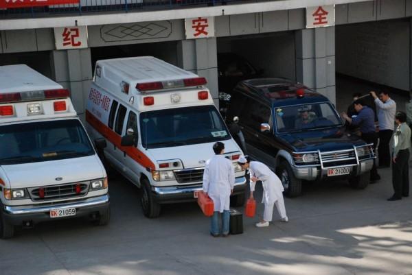 绥滨县救护车转院